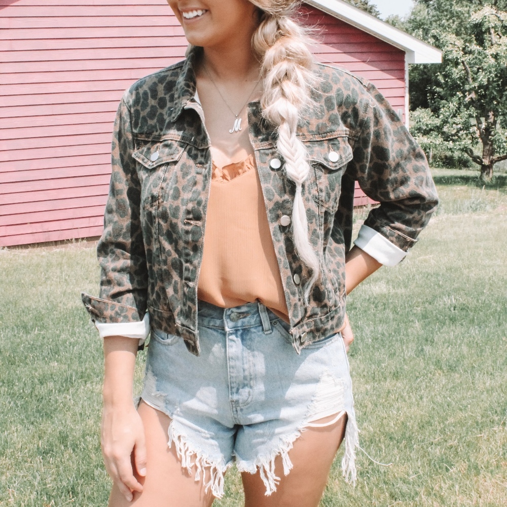 Ellie Leopard Midi Jacket - Picture 2 of 7